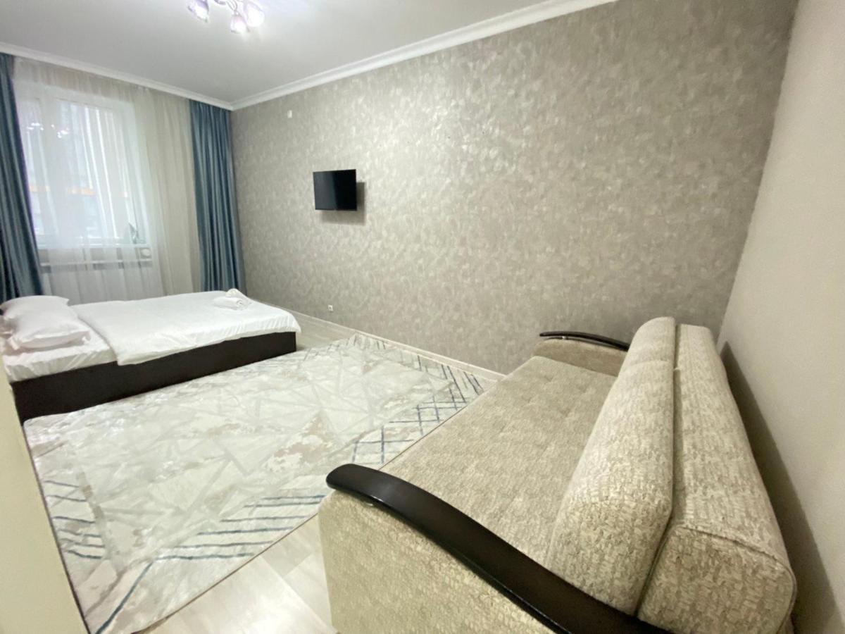 Whitehome In Panorama Park Nur-Sultan  Exterior photo